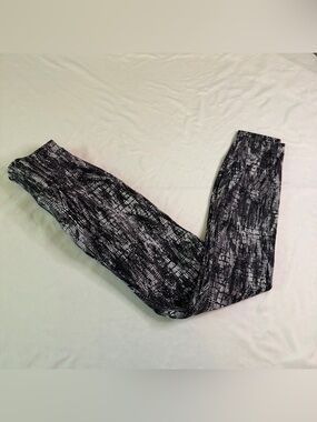 Lululemon Instill High-Rise Leggings 28” Black White Pattern Size 0
